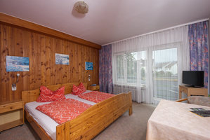 1240527-fw.jpg