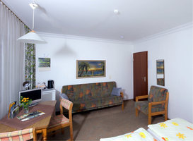 1240512-fw2.jpg